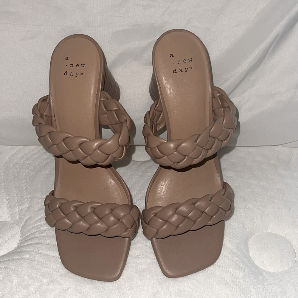 Tan heels